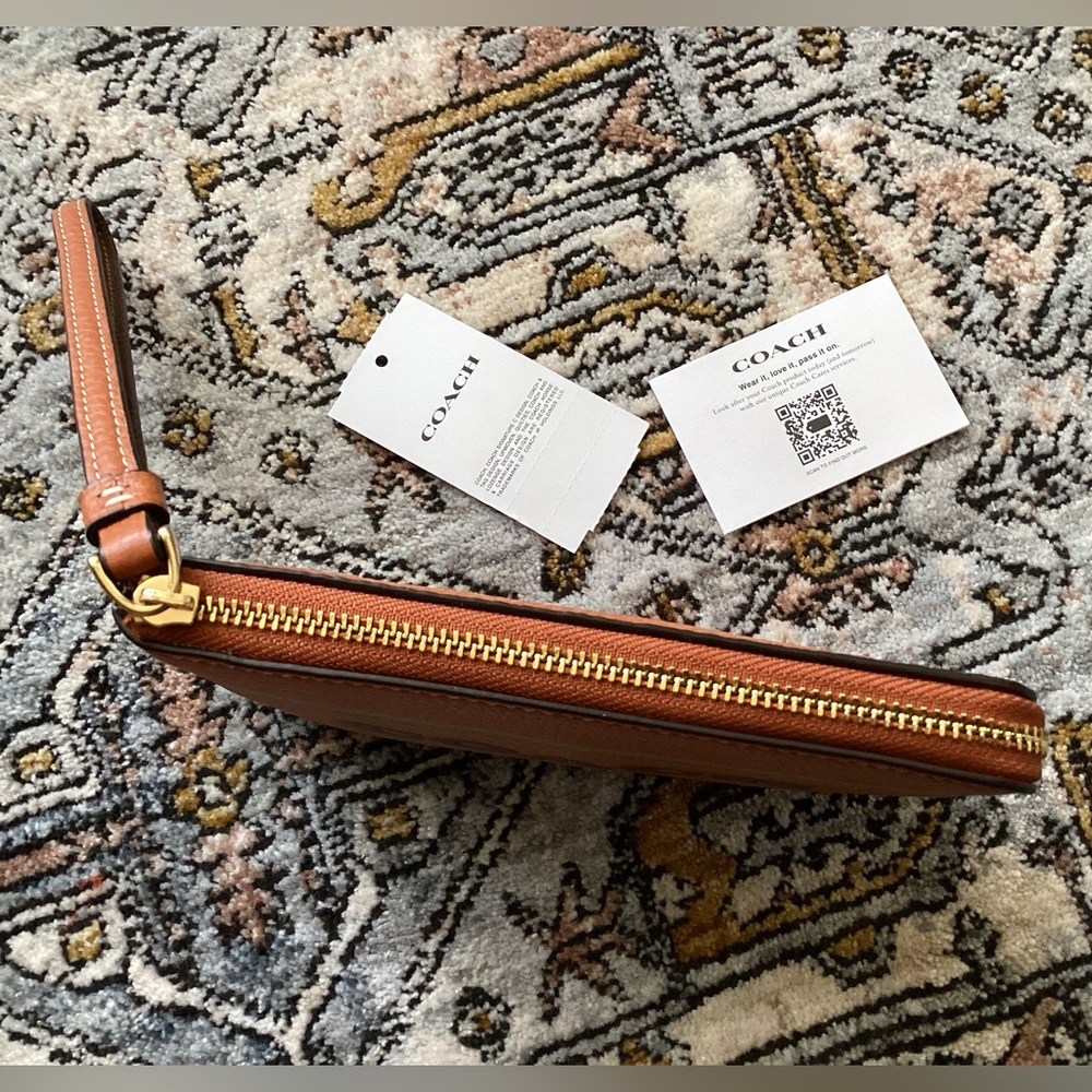 Coach Leather Wristlet - Picture 7 of 9